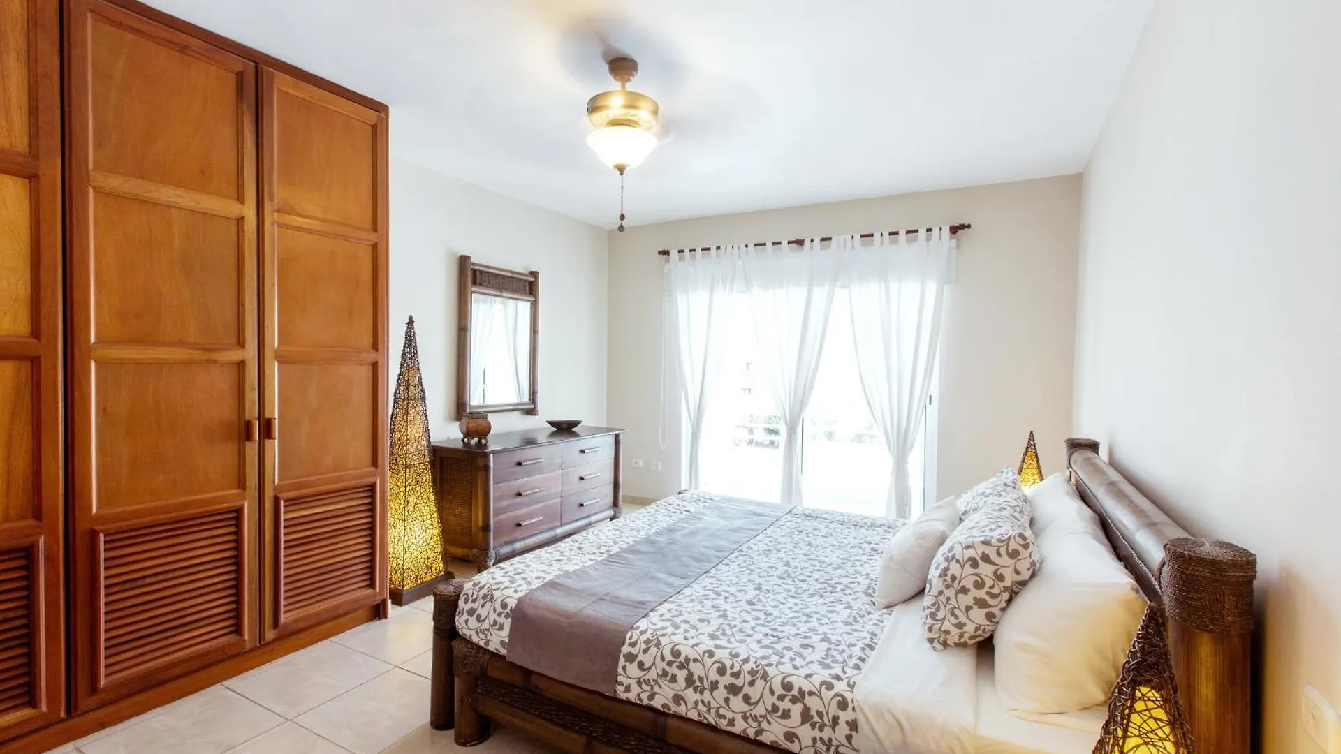 Caribbean Village Playa Los Corales Punta Cana Apart Otel